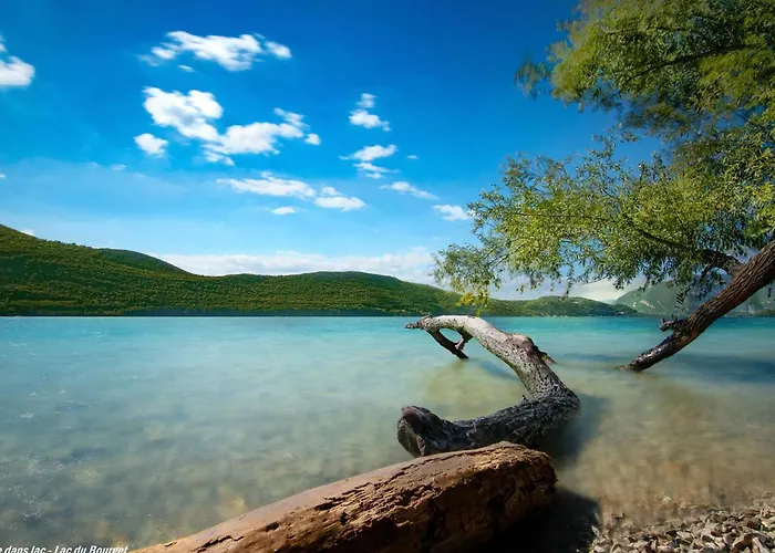 T2 Moderne Et Lumineux Avec Climatisation Et Parking A - Fr-1-555-85 * Aix-les-Bains